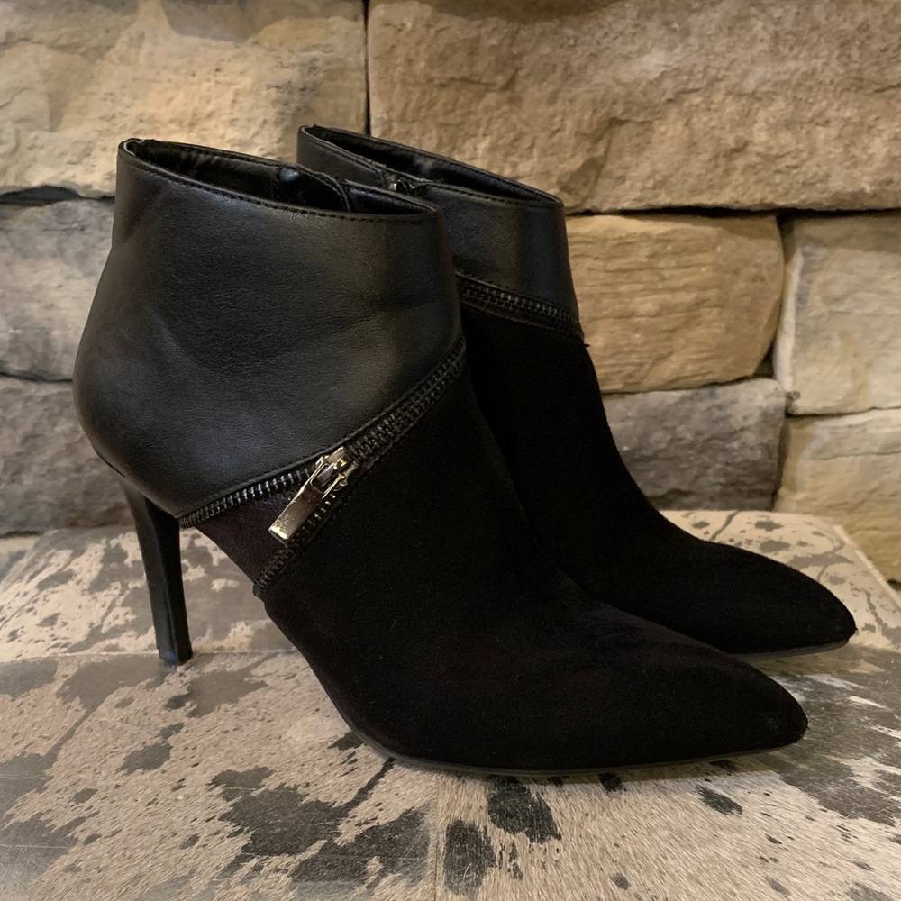 Bar III Black Ankle Boots with Zipper Detail
